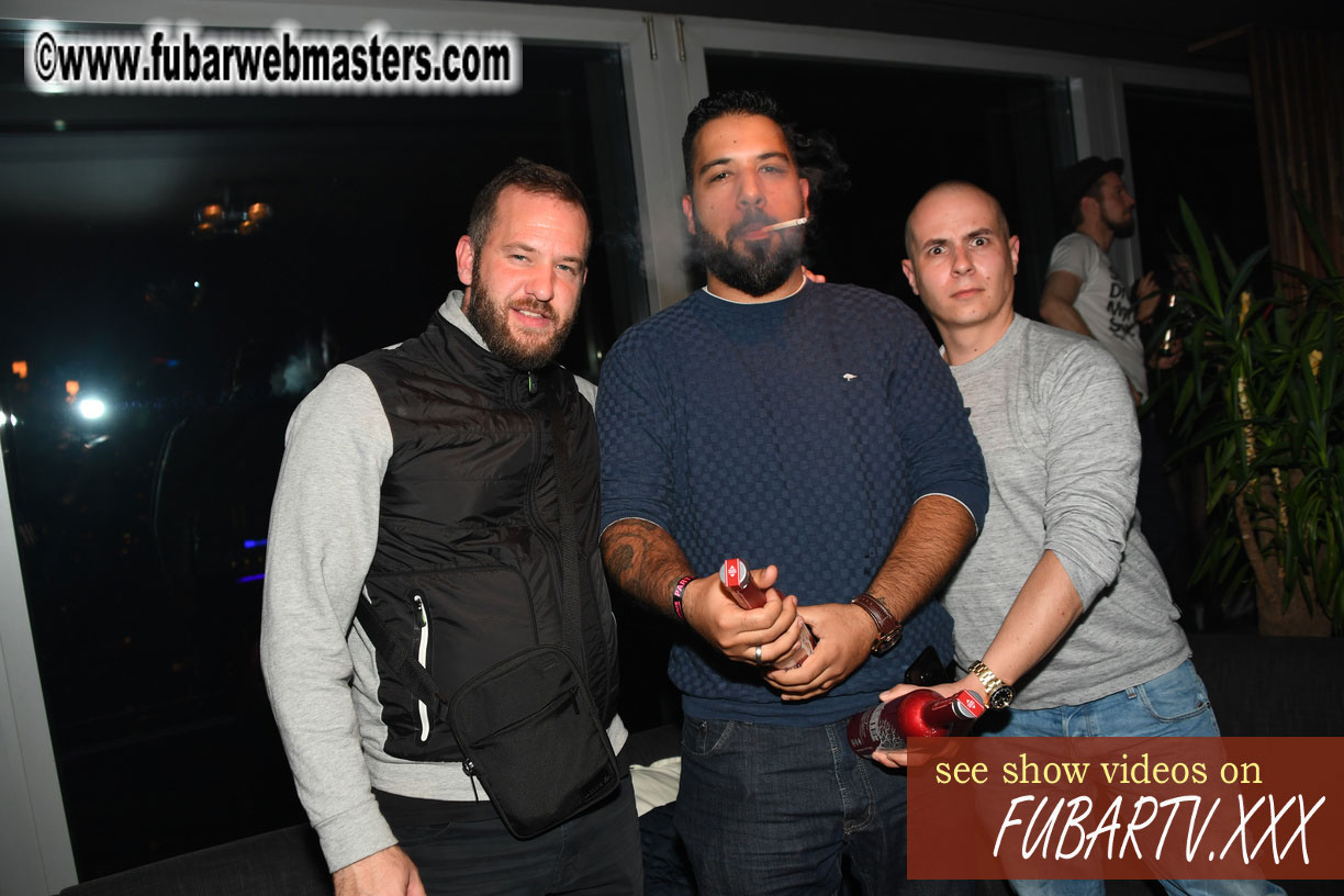 VIP Experience at Puro