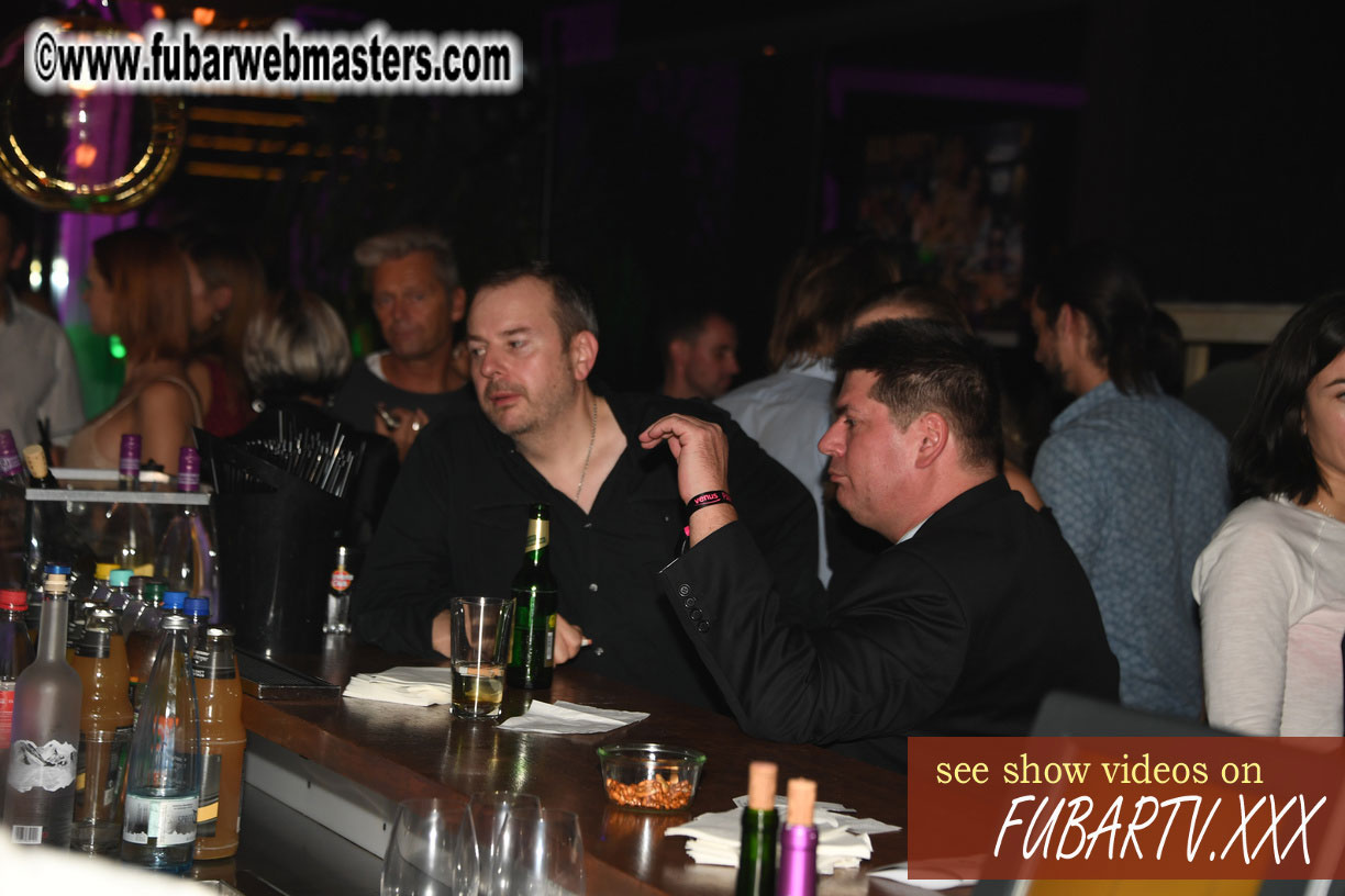 VIP Experience at Puro