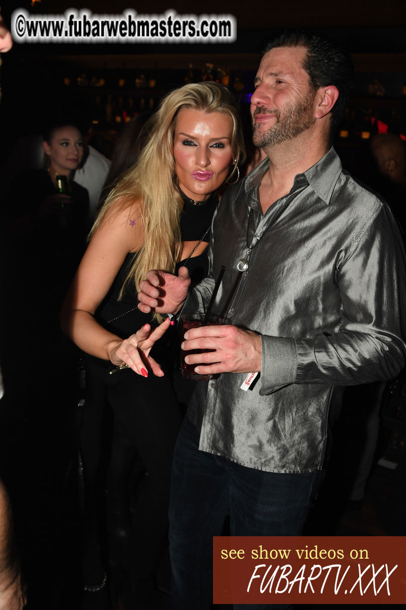 VIP Experience at Puro