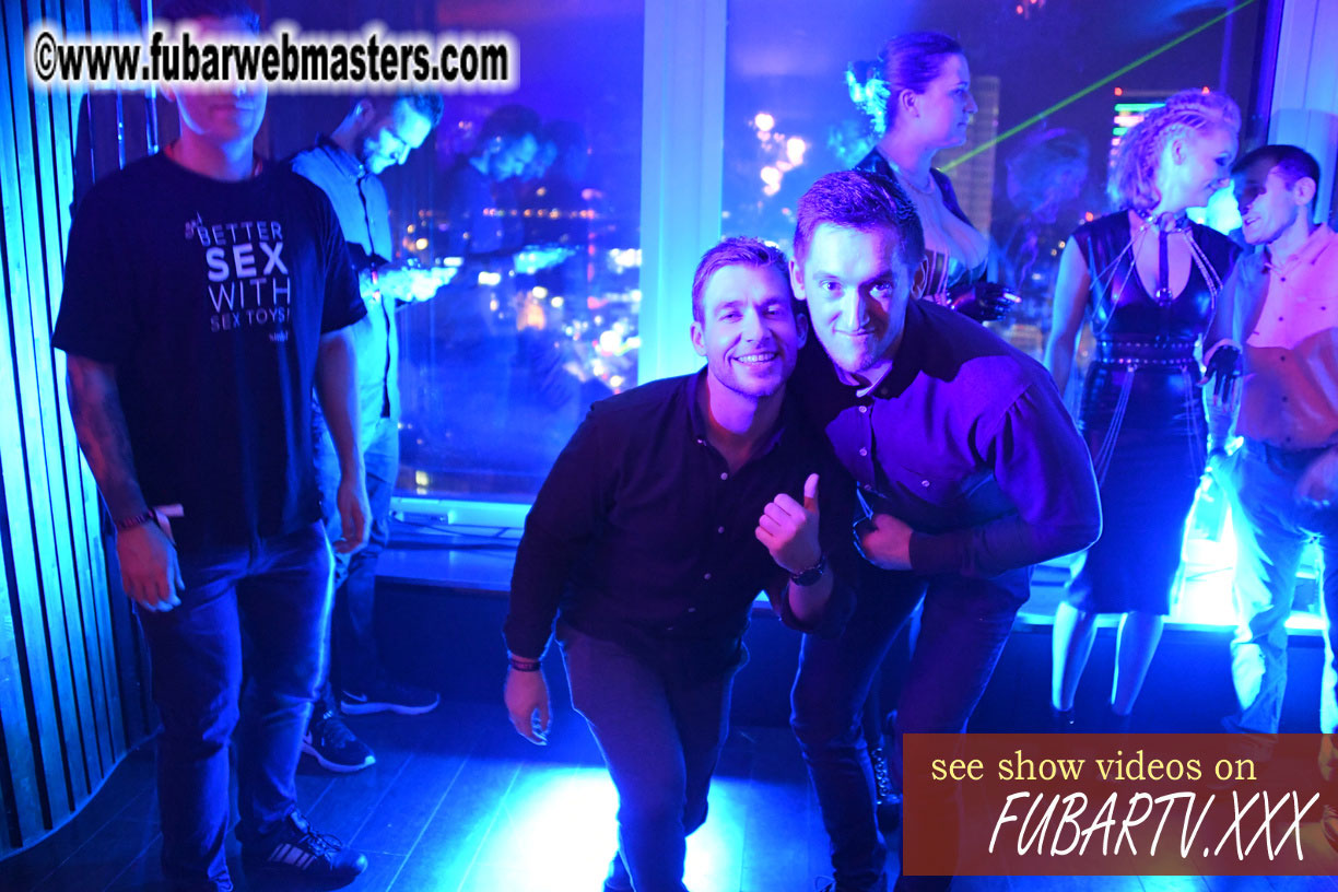 VIP Experience at Puro