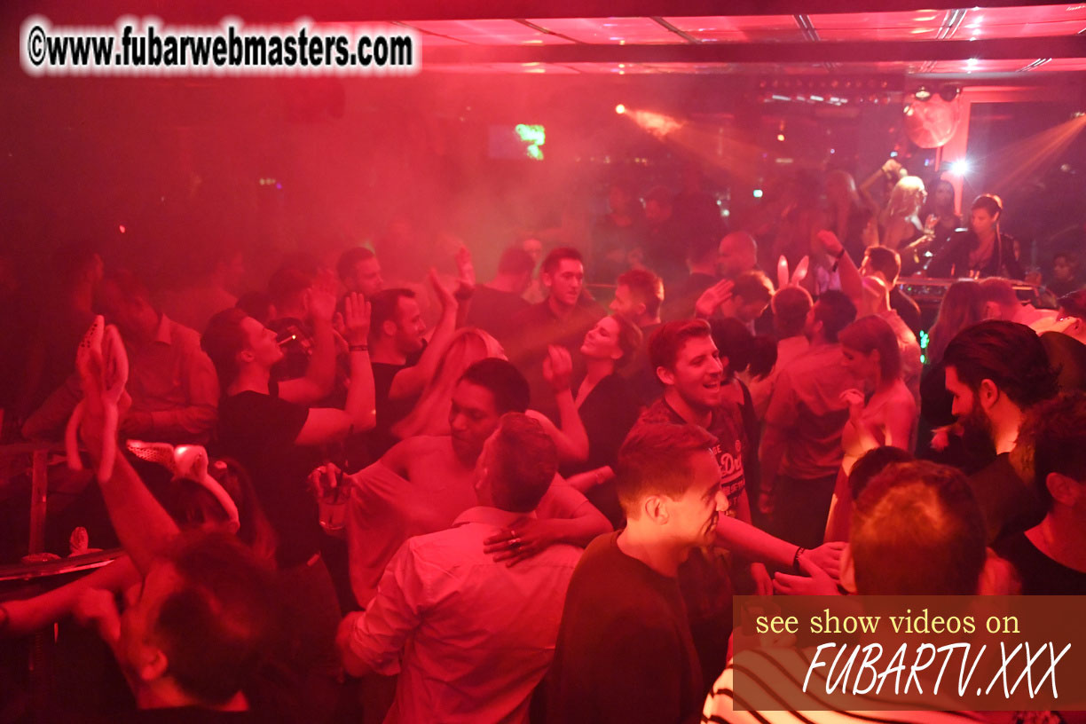 VIP Experience at Puro