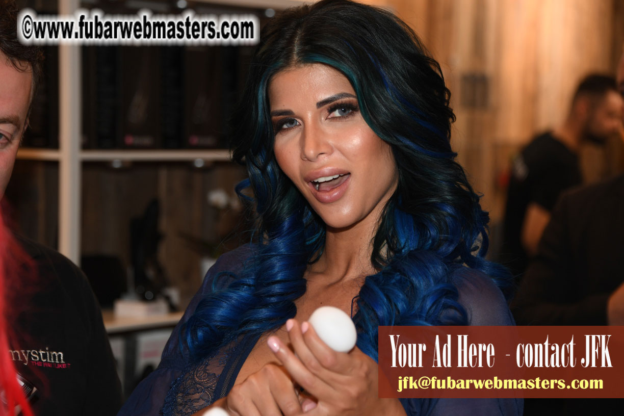 Show Floor with Michaella and Friends