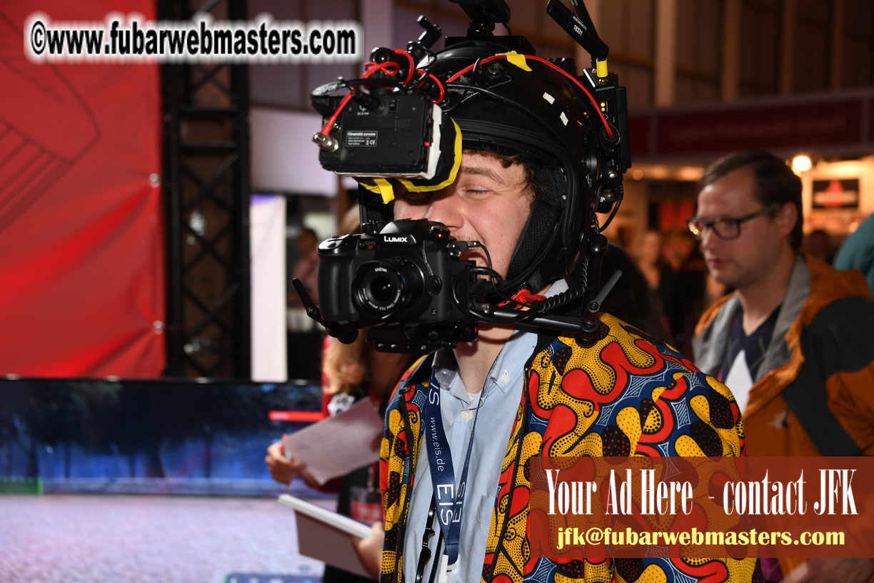 Show Floor with Michaella and Friends