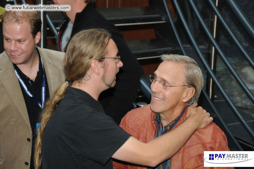 Cocktail Bar: XBiz Buys The Drinks!