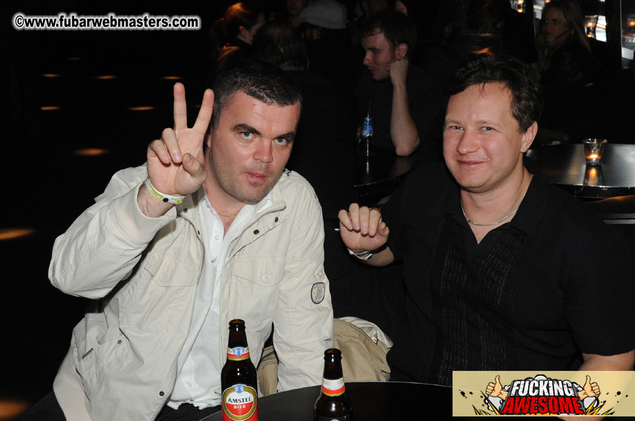 AWM Dinner Boat Cruise