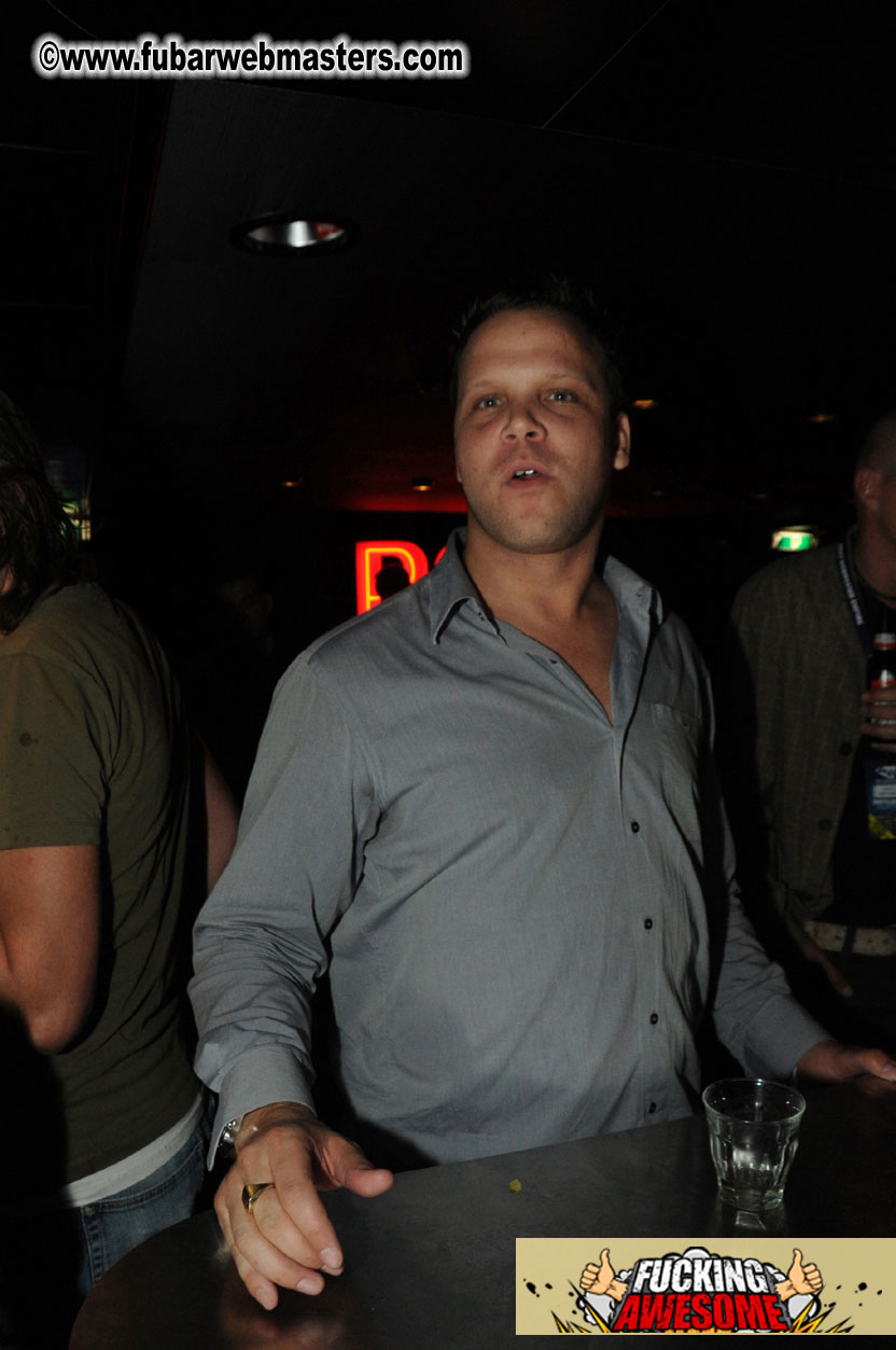 AWM Dinner Boat Cruise