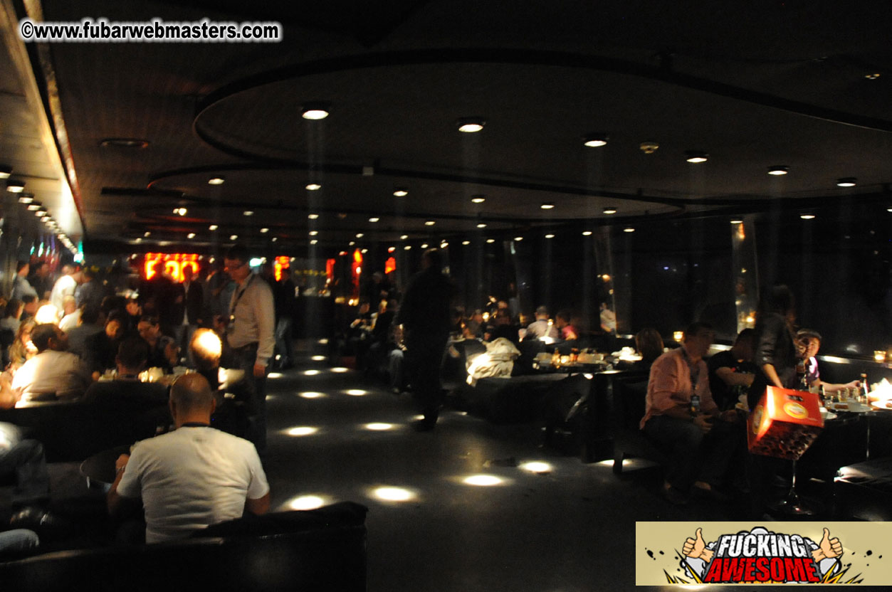 AWM Dinner Boat Cruise