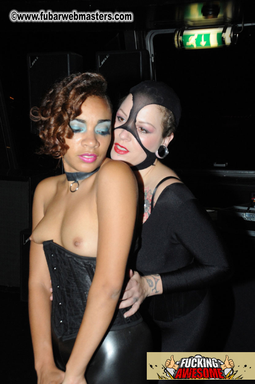 AWM Dinner Boat Cruise