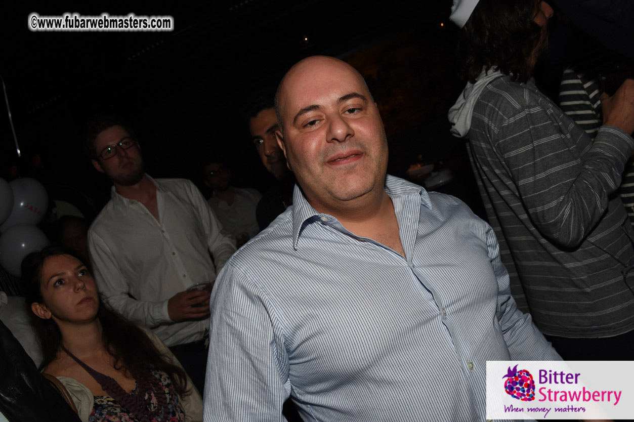 Jasmin White Mascarade