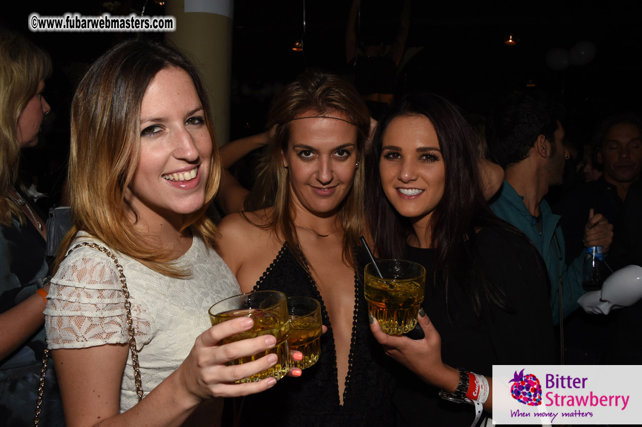 Jasmin White Mascarade