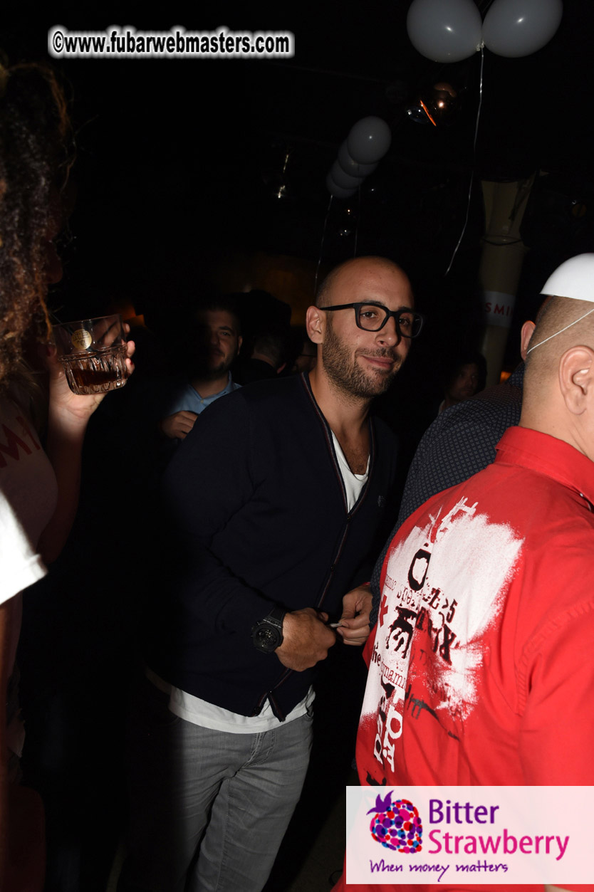 Jasmin White Mascarade