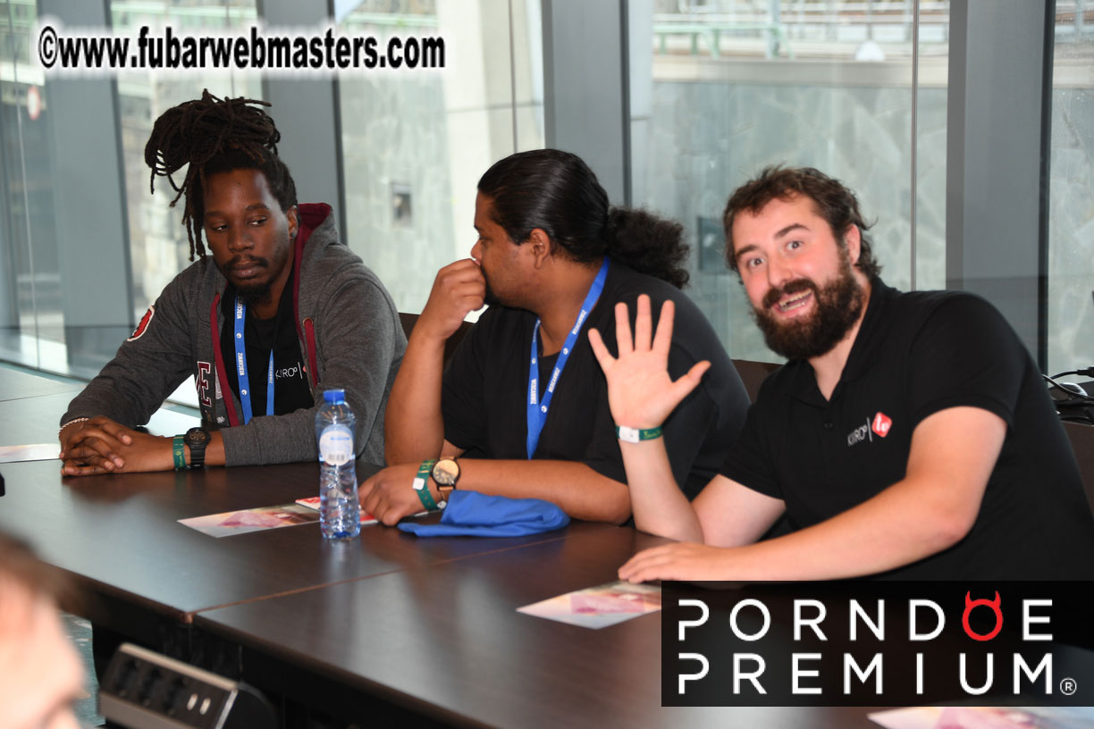 Seminars and Speed Networking