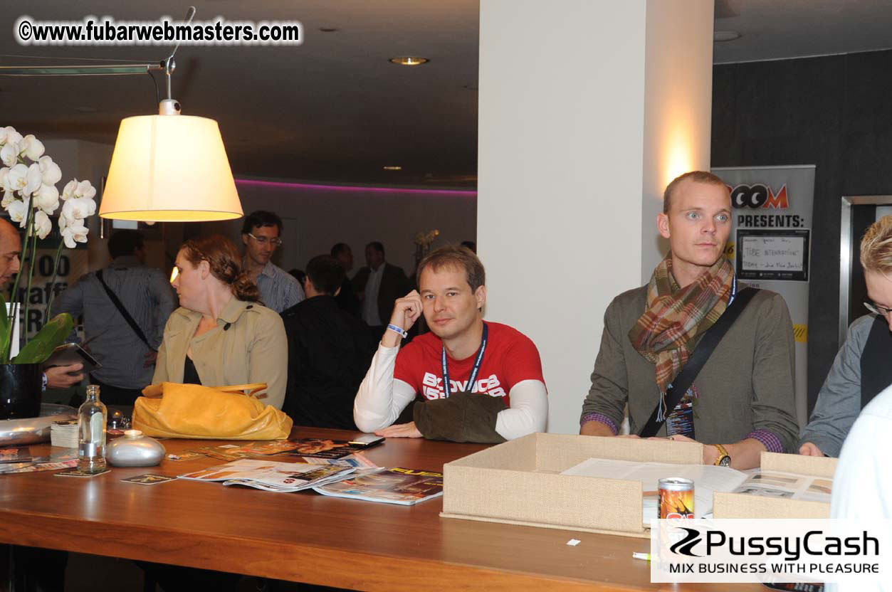 Arrivals, Registration and the Show