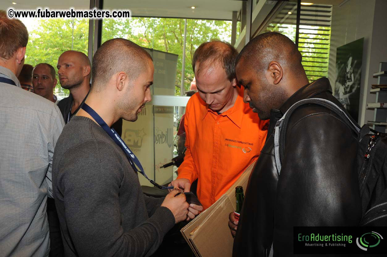 Opening Cocktail Reception