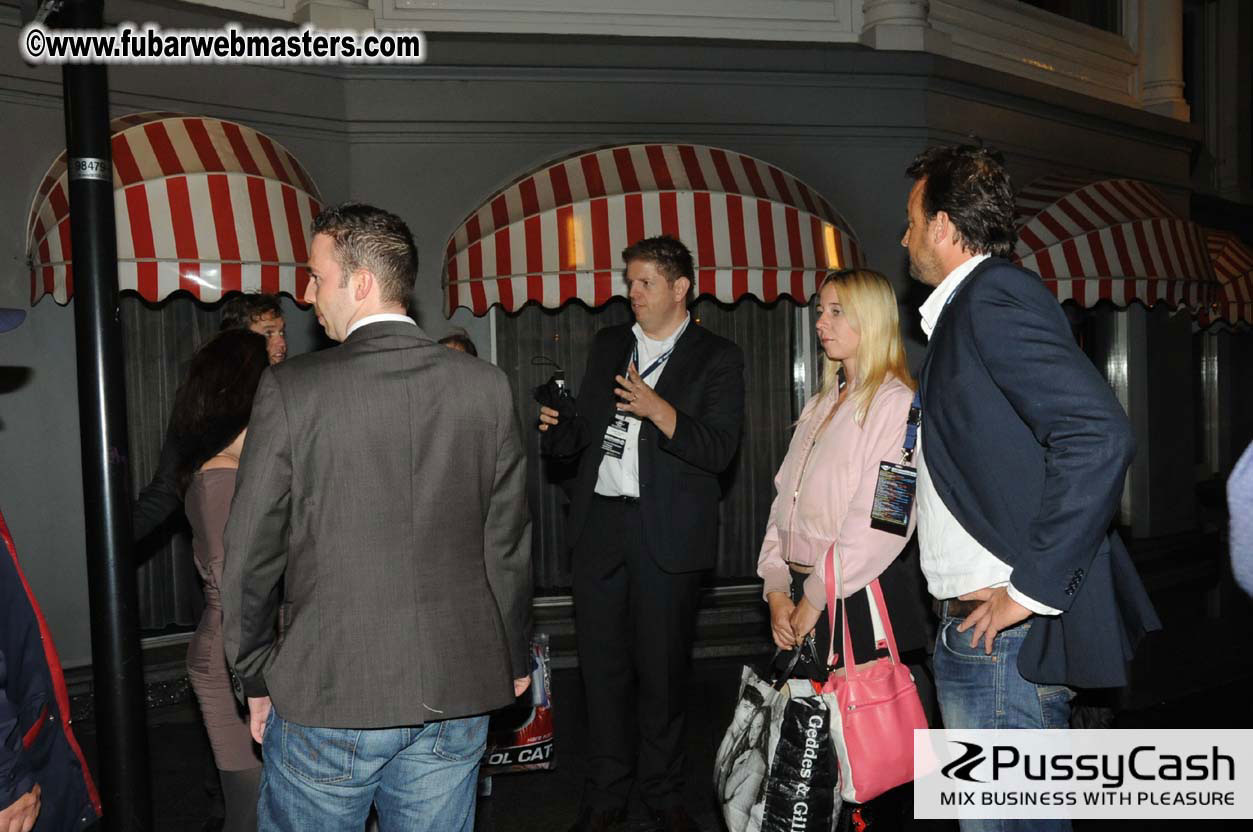 Adult Webmaster Canal Cruise