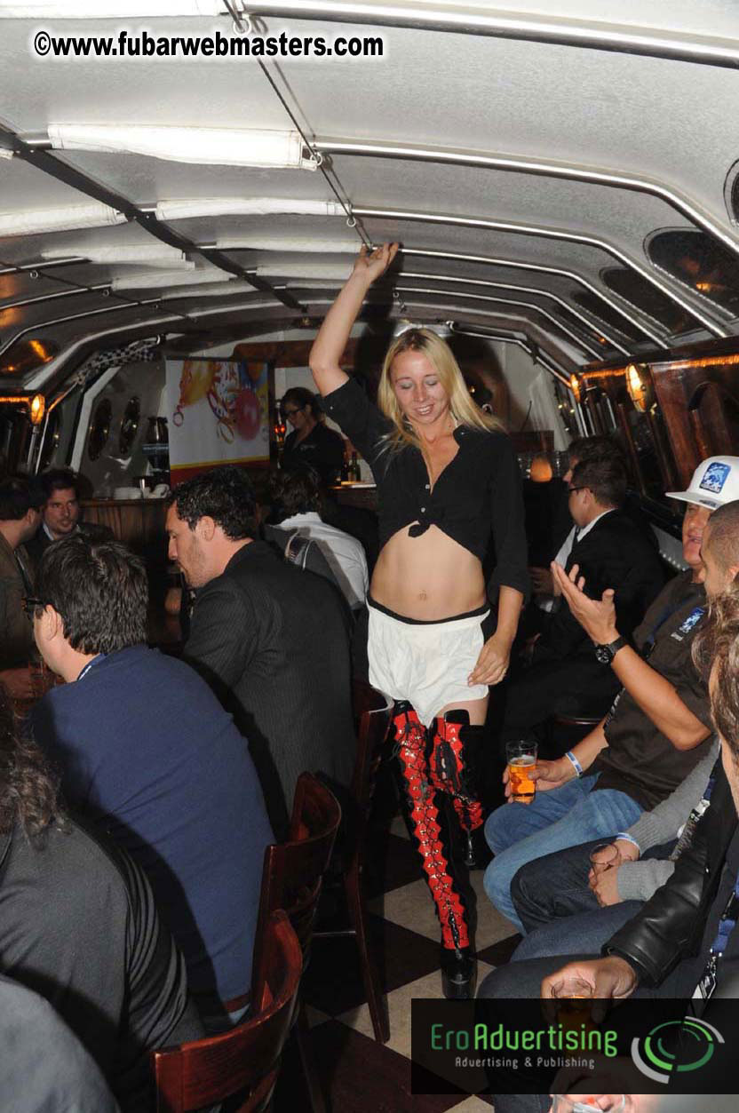 Adult Webmaster Canal Cruise