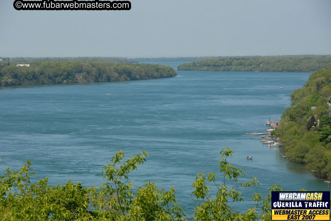 Trip to Niagra Falls with friends