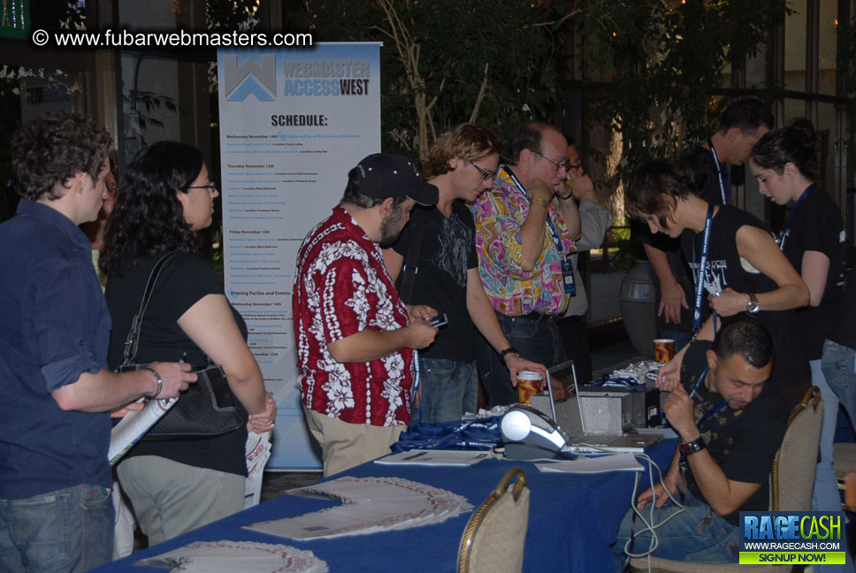 Registration & Seminars