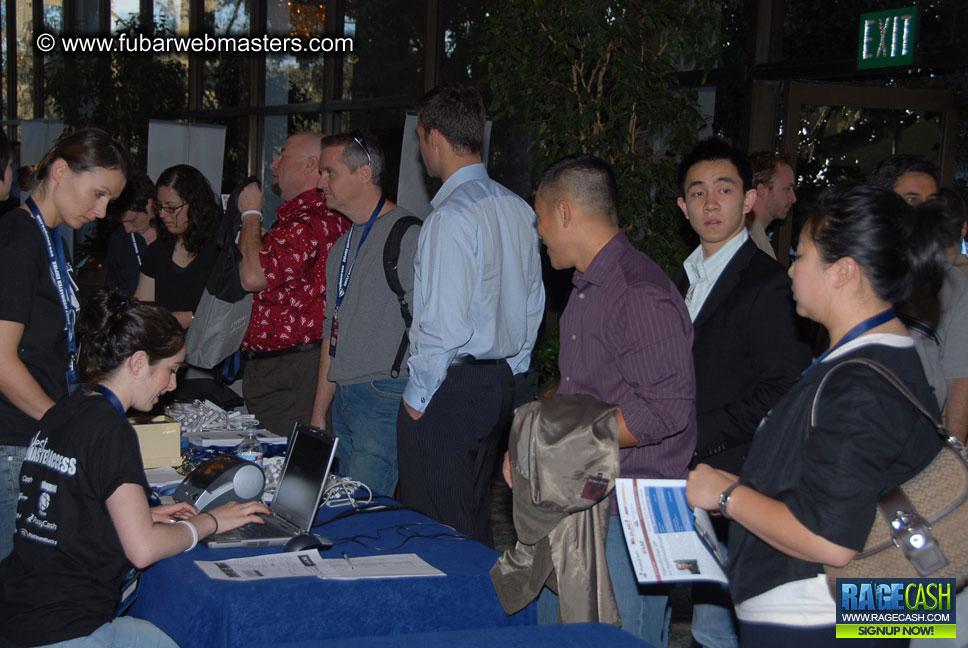 Registration & Seminars