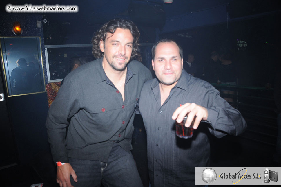 Red Light District xPeeps Party