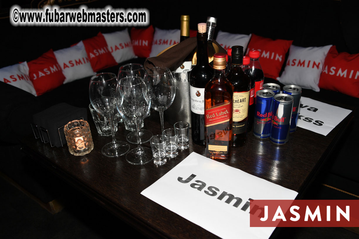 Wild & Red - Party by Jasmin