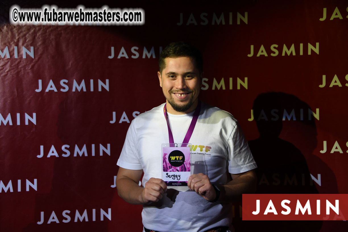 Wild & Red - Party by Jasmin