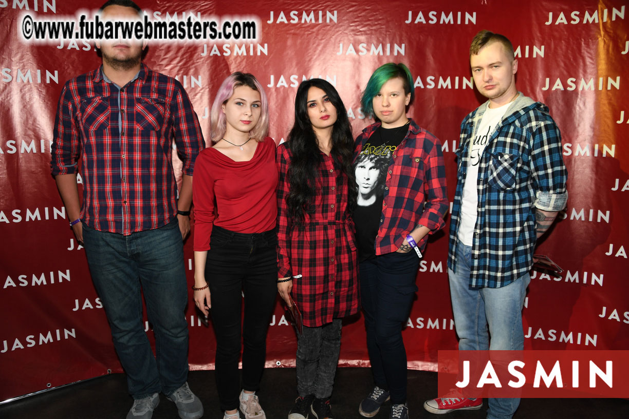 Wild & Red - Party by Jasmin