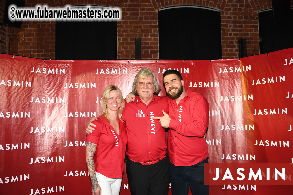 Wild & Red - Party by Jasmin