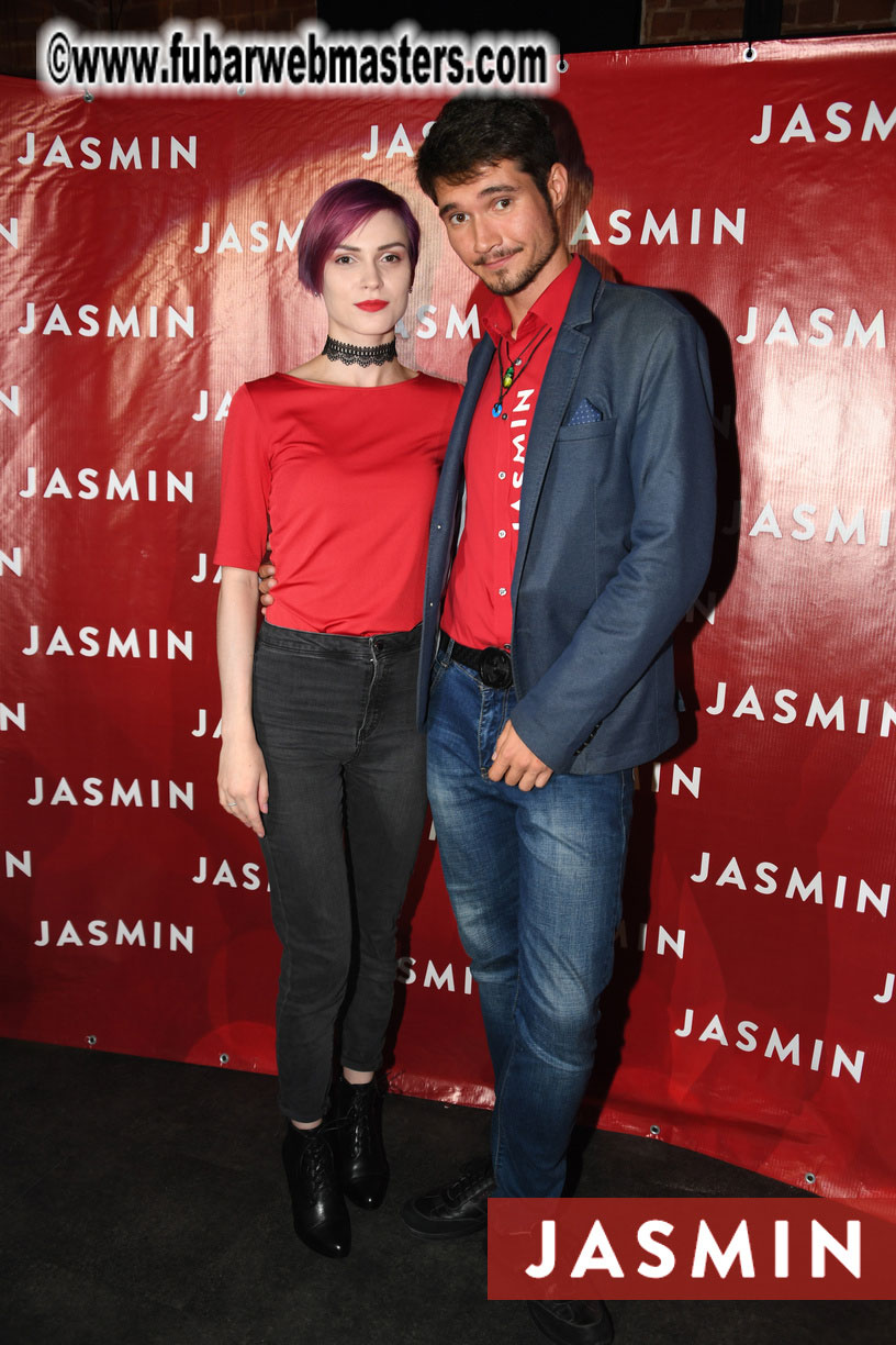 Wild & Red - Party by Jasmin