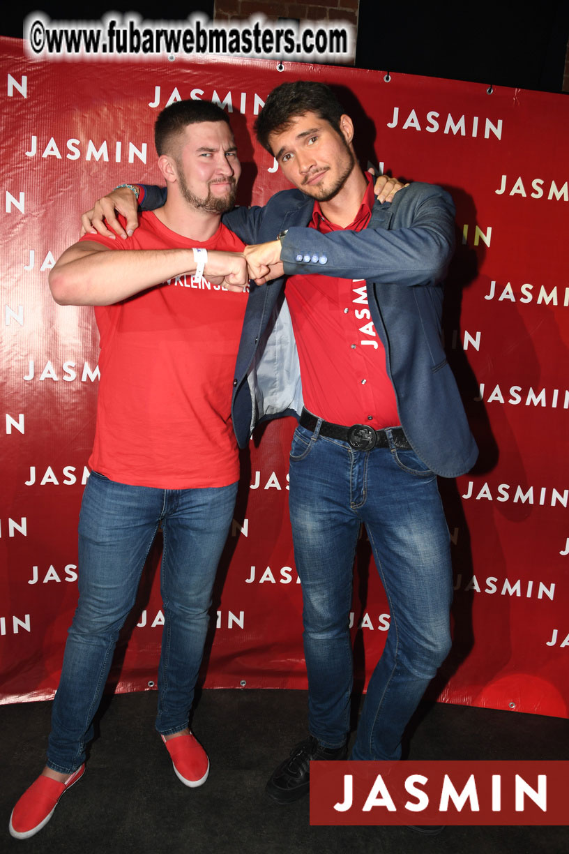 Wild & Red - Party by Jasmin