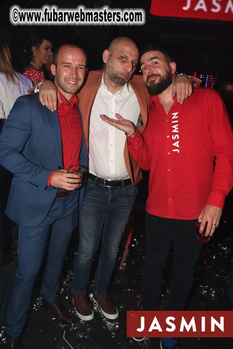 Wild & Red - Party by Jasmin