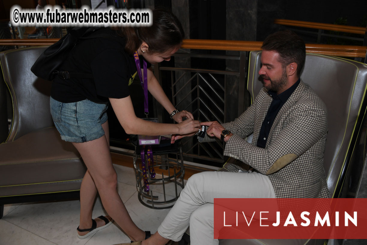 Registration and Preshow