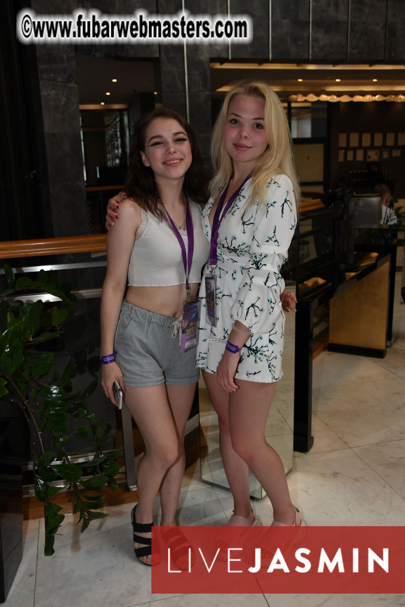 Registration and Preshow