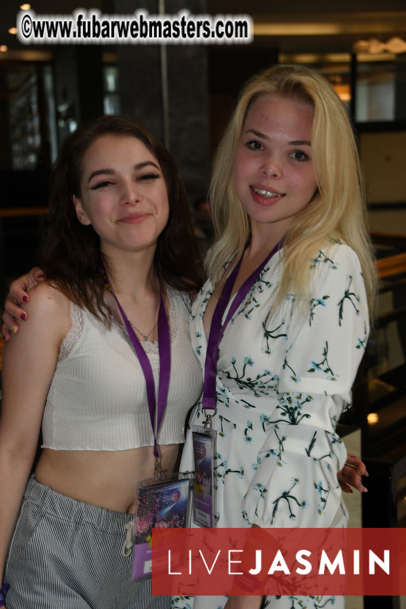 Registration and Preshow