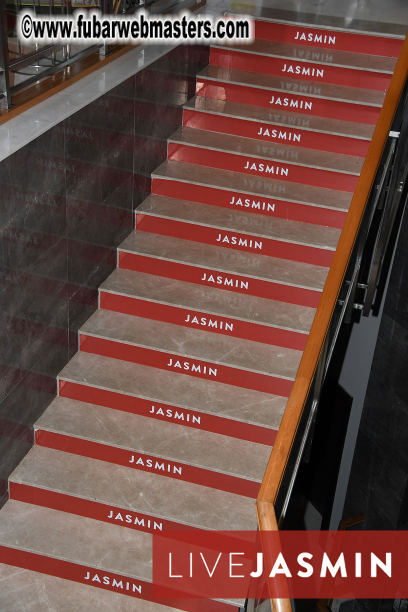 Registration and Preshow