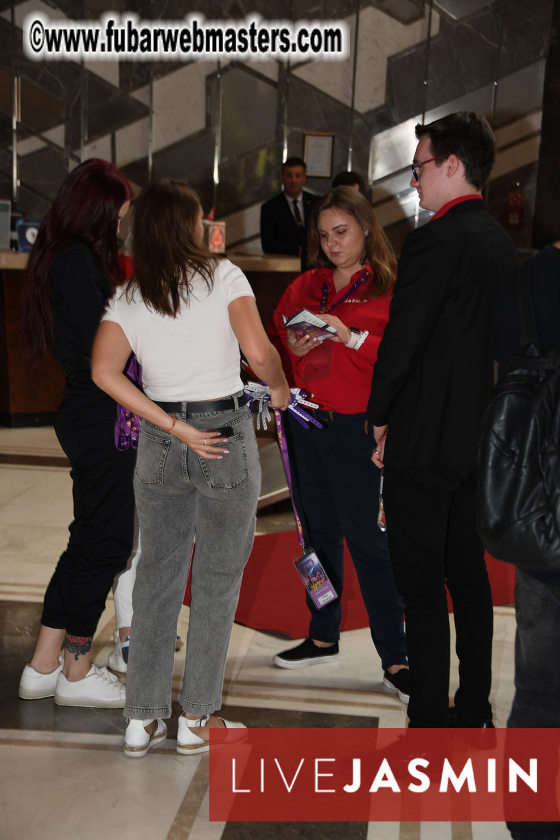 Registration and Preshow