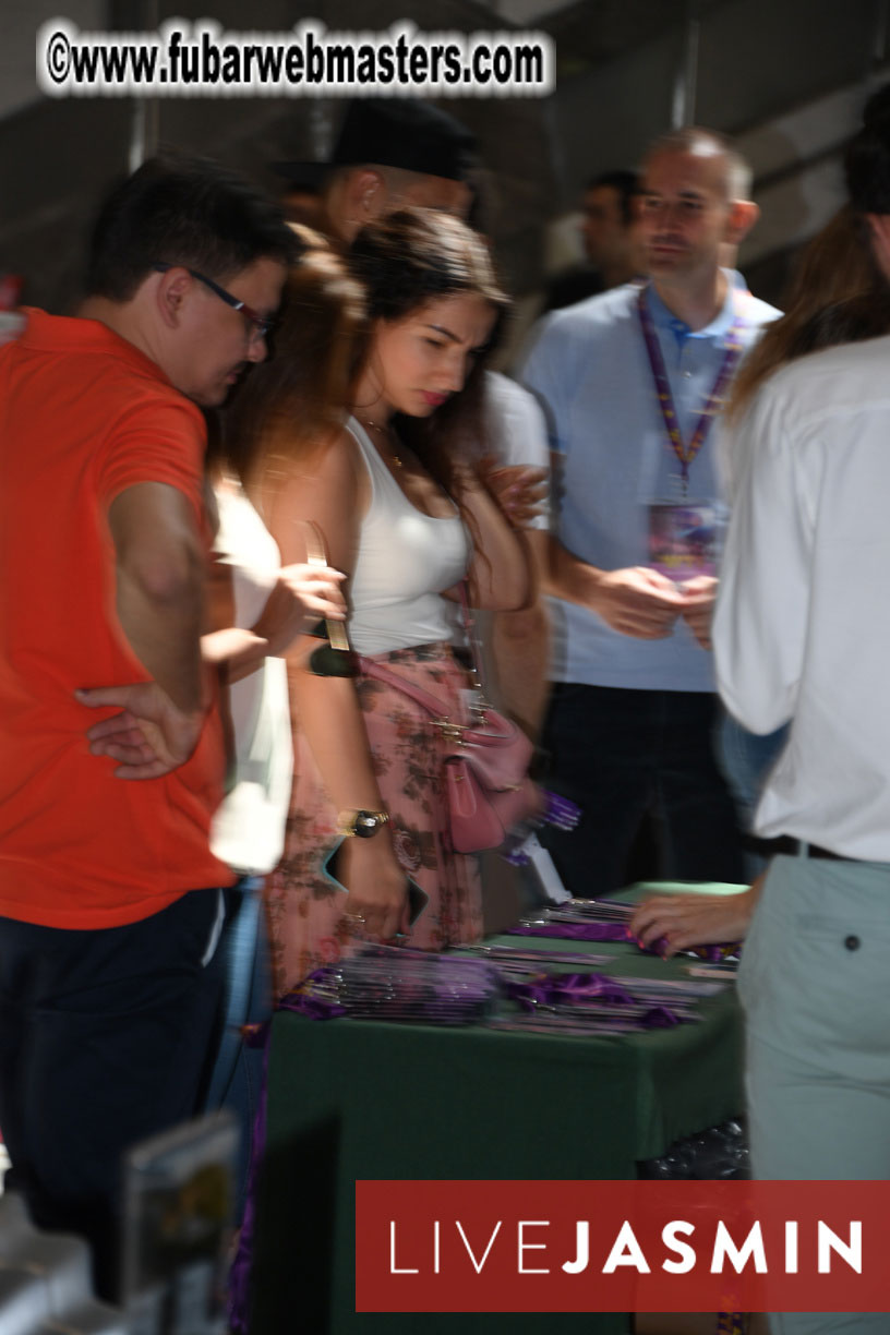 Registration and Preshow