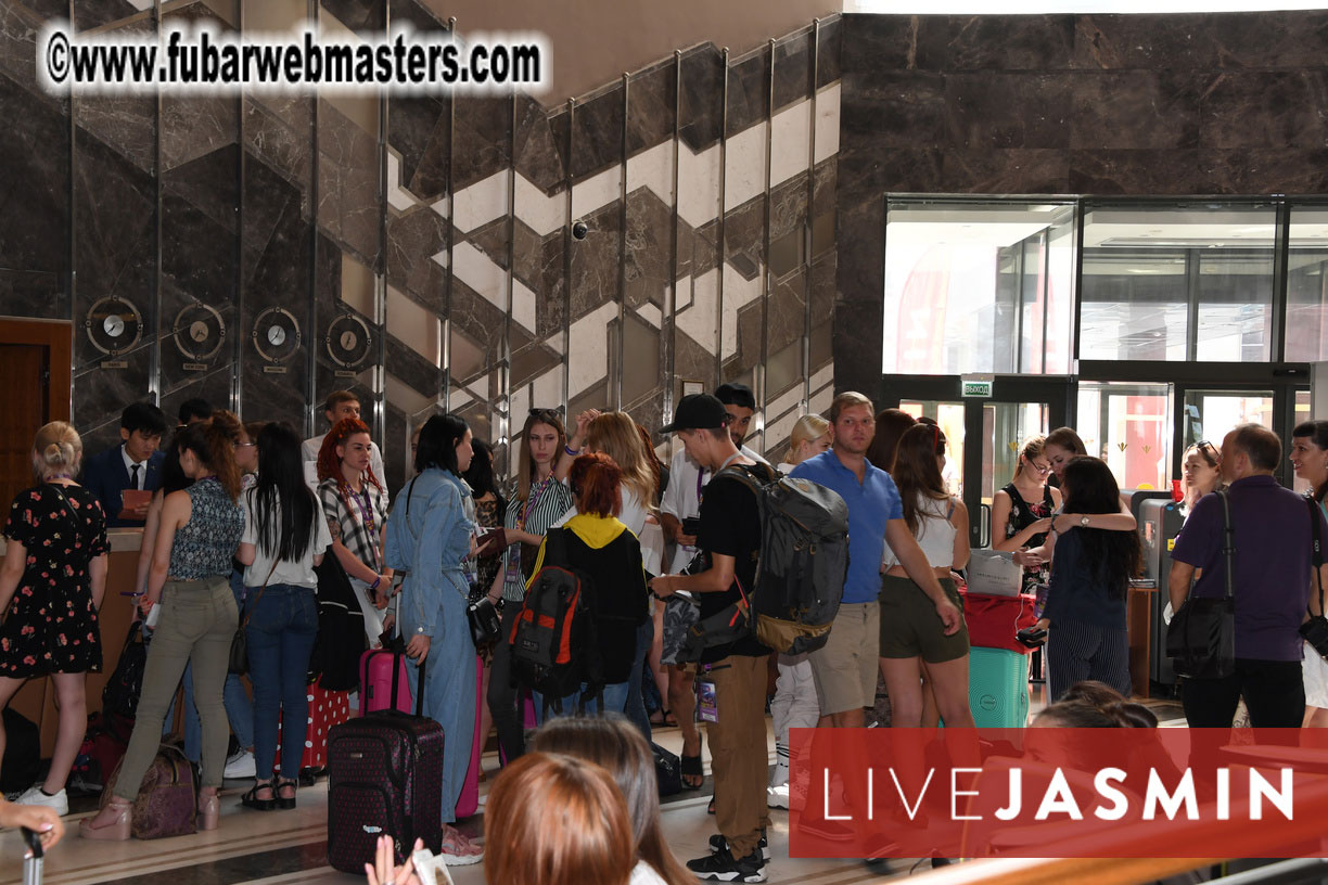 Registration and Preshow