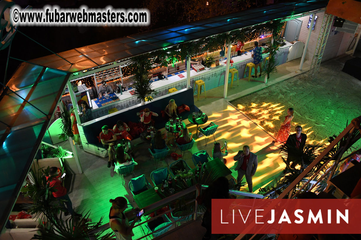 Tropical Paradise Party 