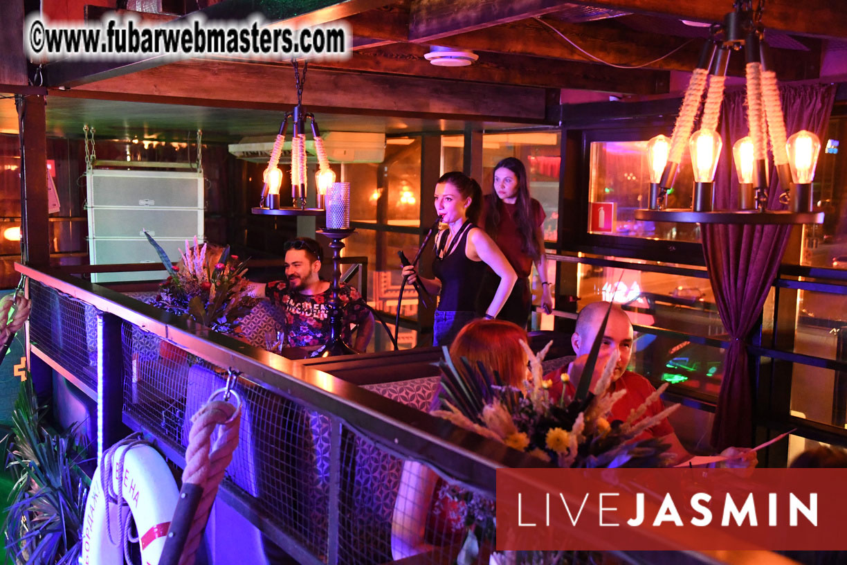 Tropical Paradise Party 