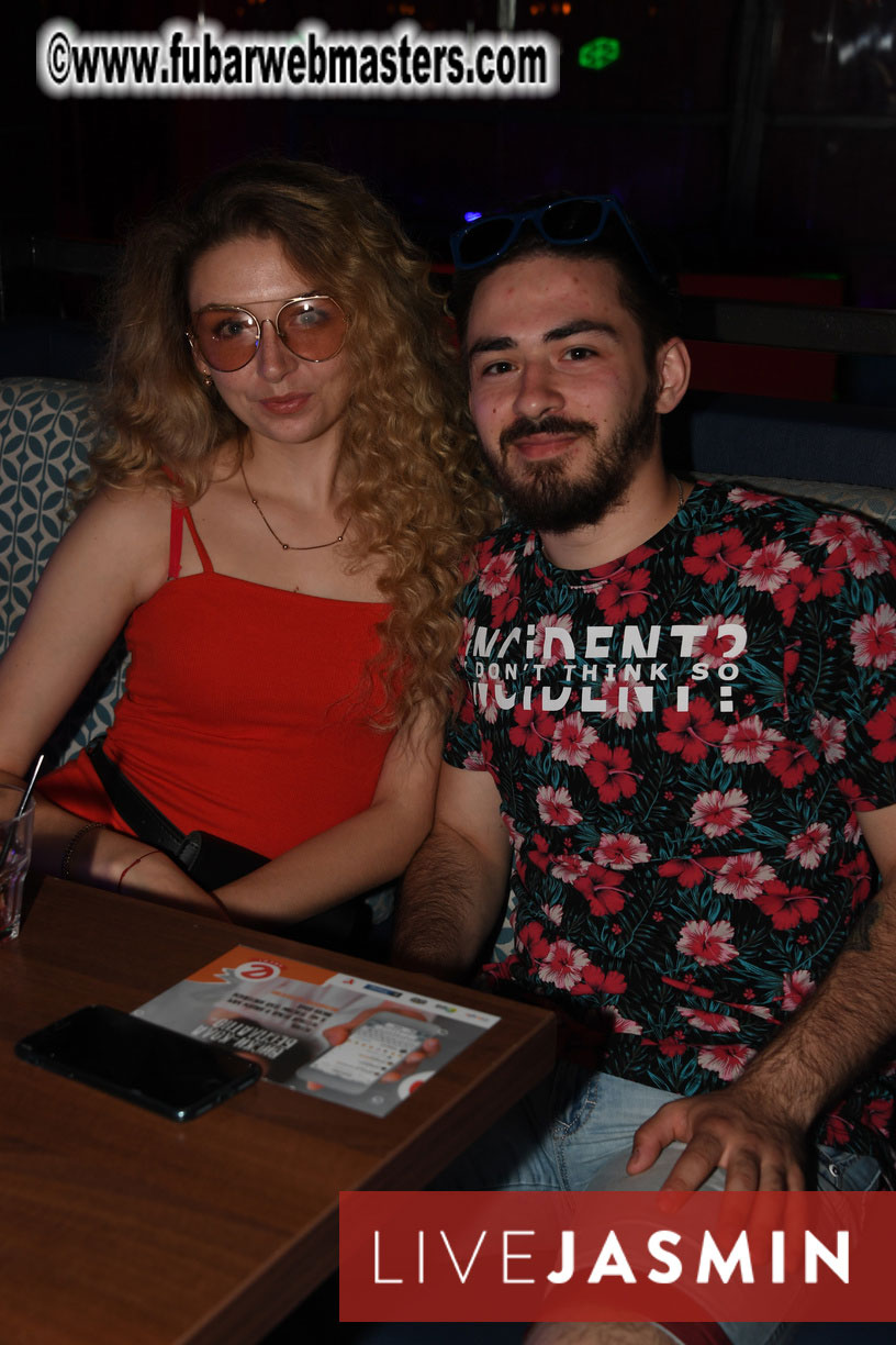 Tropical Paradise Party 