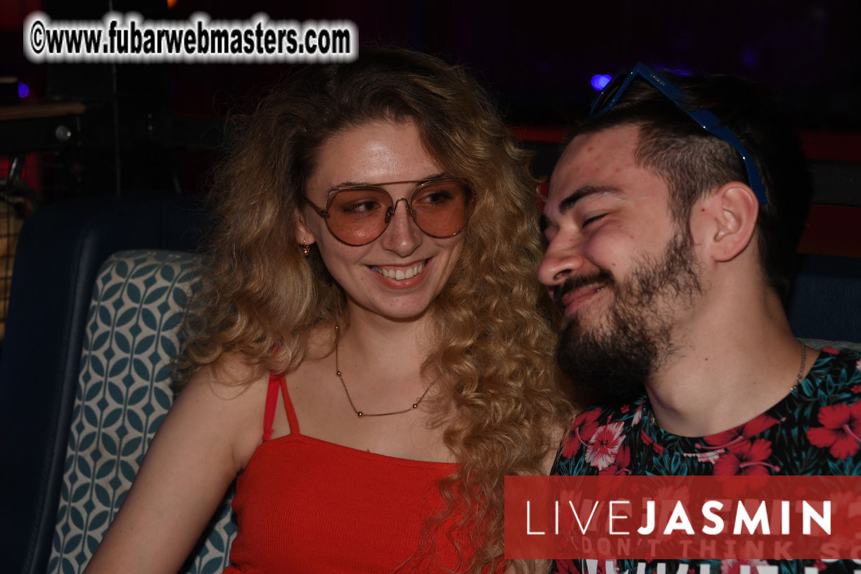 Tropical Paradise Party 