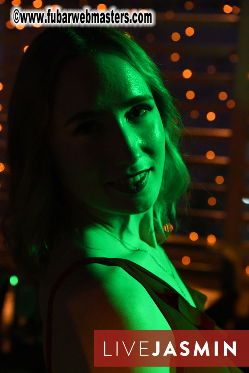 Tropical Paradise Party 