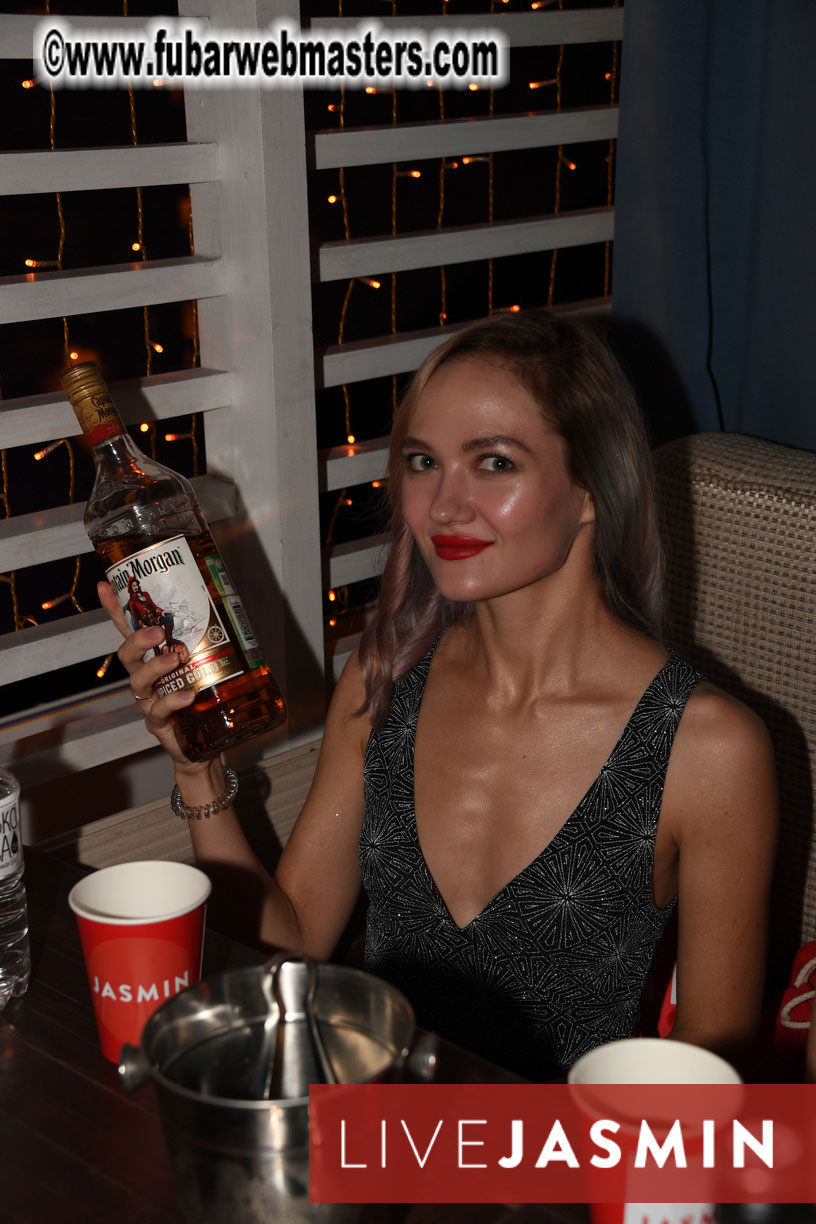 Tropical Paradise Party 