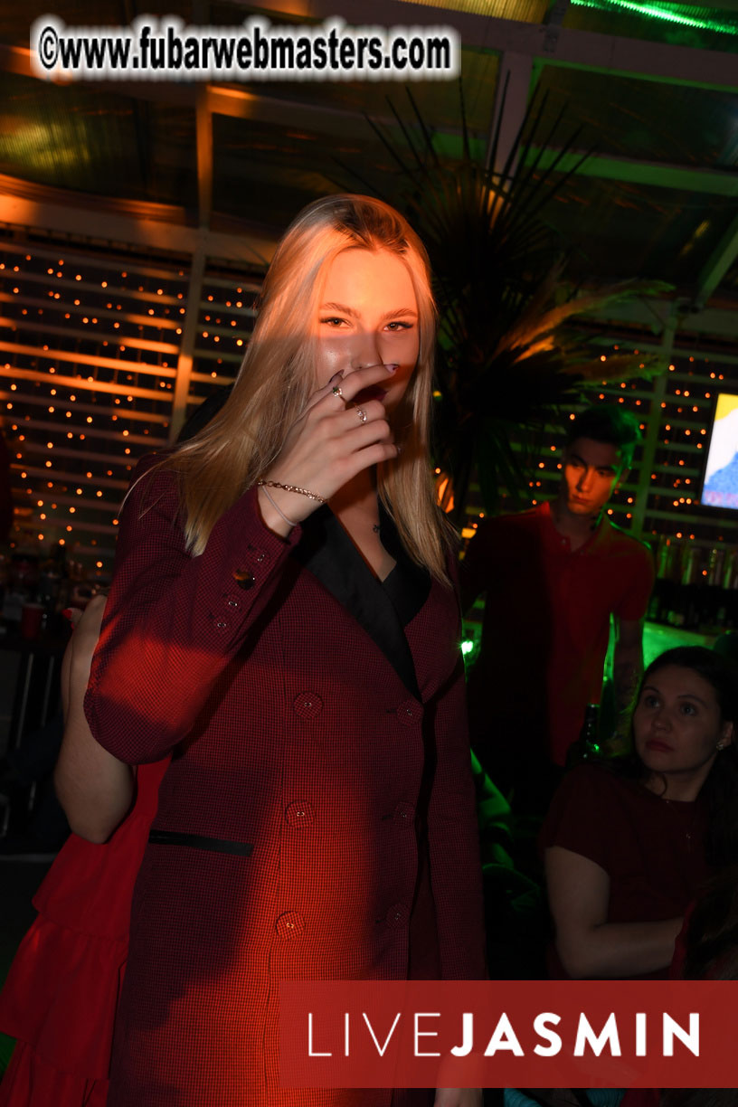 Tropical Paradise Party 