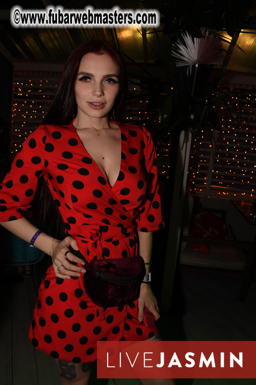 Tropical Paradise Party 