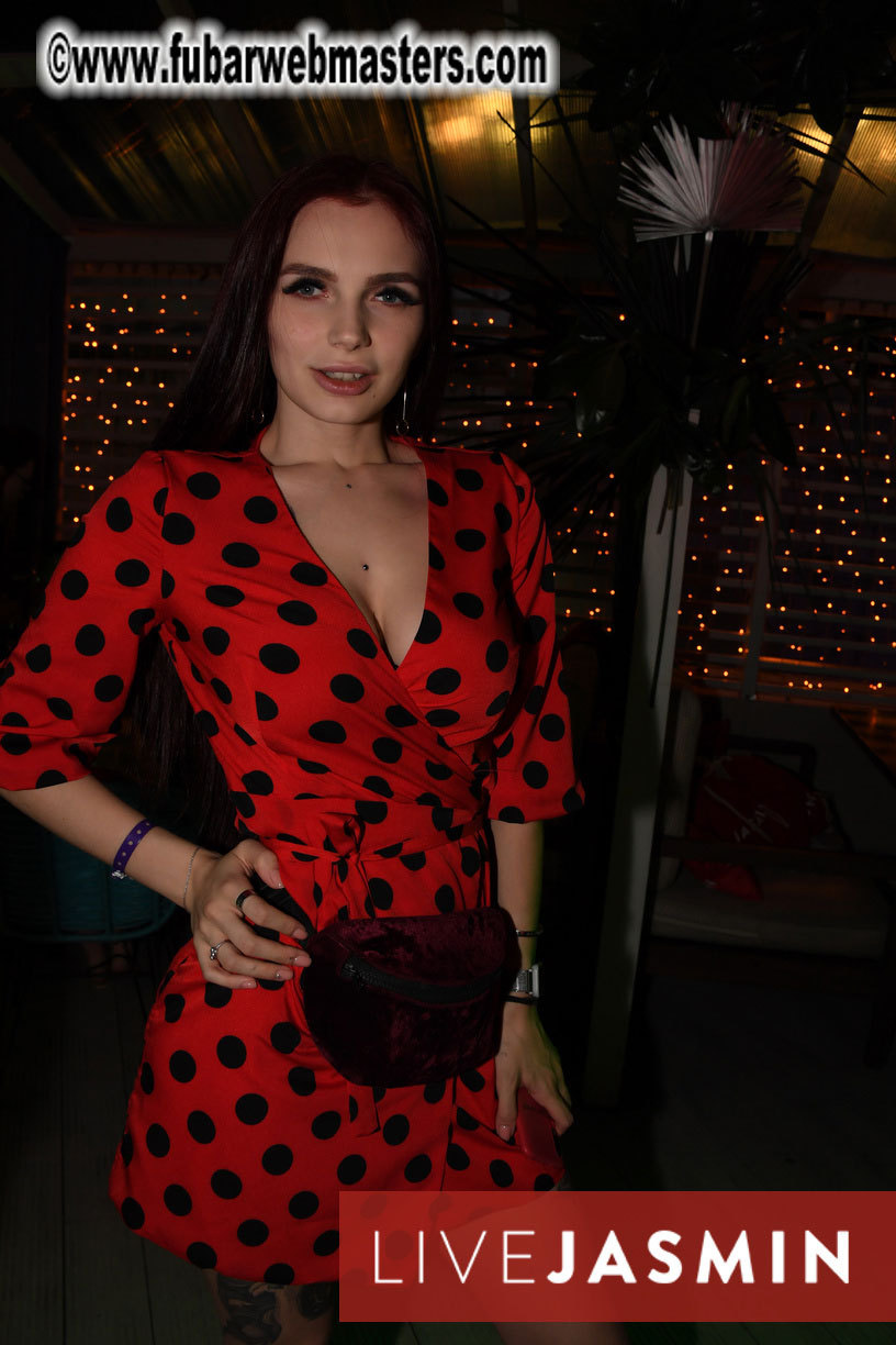 Tropical Paradise Party 