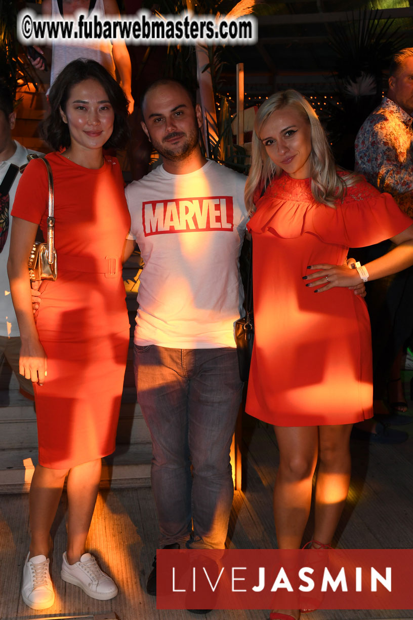 Tropical Paradise Party 