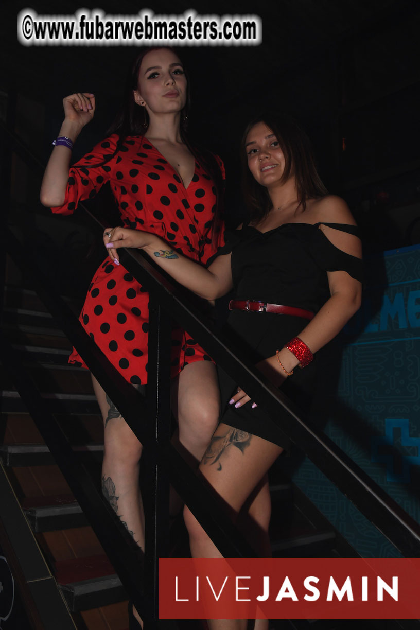 Tropical Paradise Party 