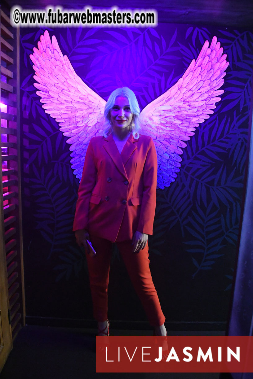 Tropical Paradise Party 